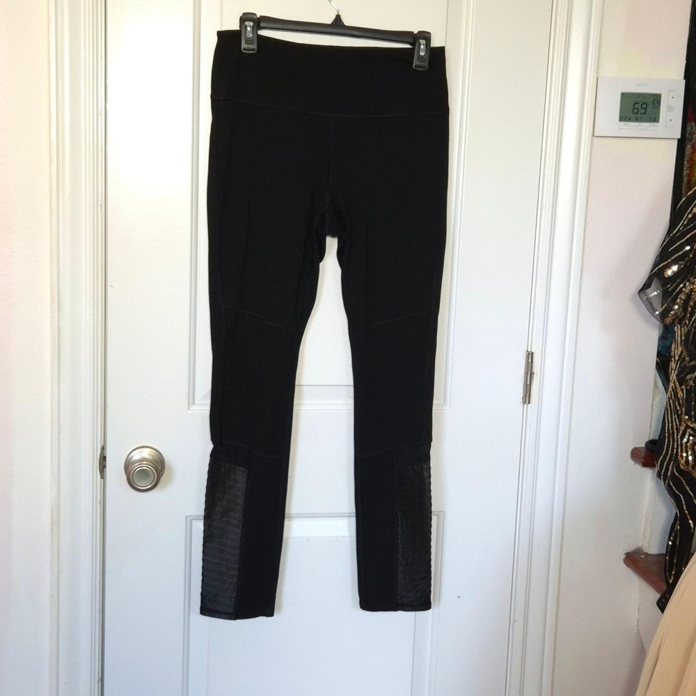 White horse black market leggings with moto detail. Size medium